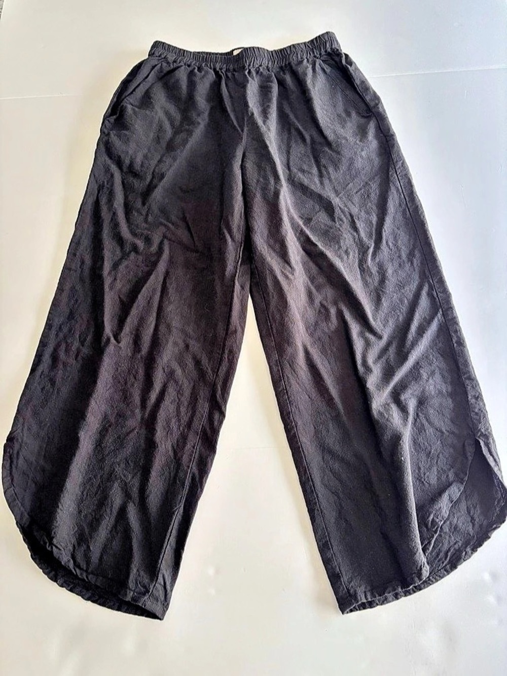Marine Layer Black Pull-On Wide Leg Pants Curved Hem Elastic Waist - Small